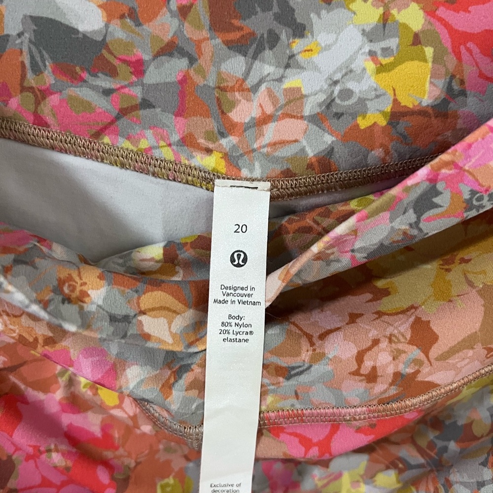 Lululemon Align Shorts - Picture 5 of 5